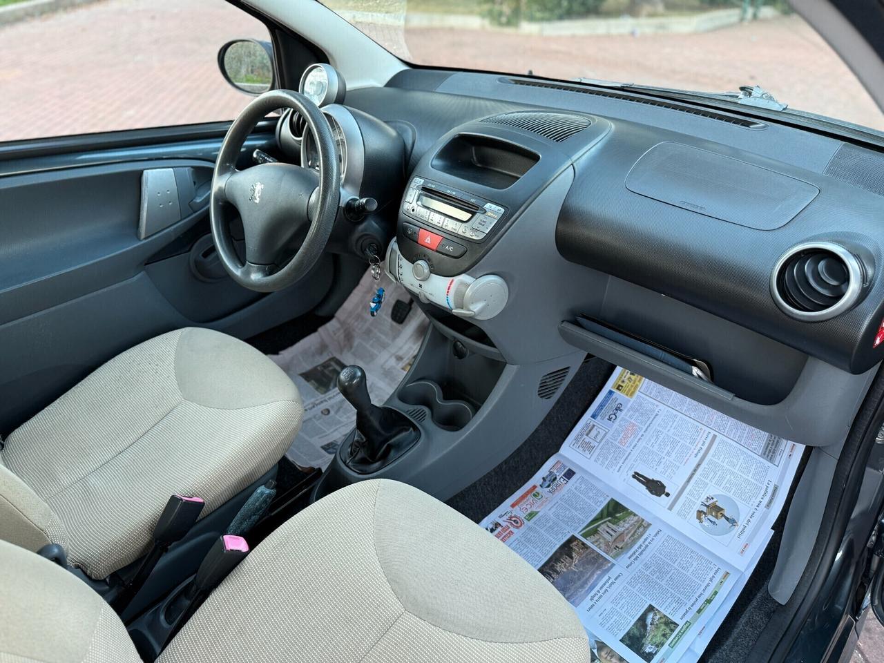 Peugeot 107 1.0 68CV 3p. Sweet Years neopatentati,ottime condizioni