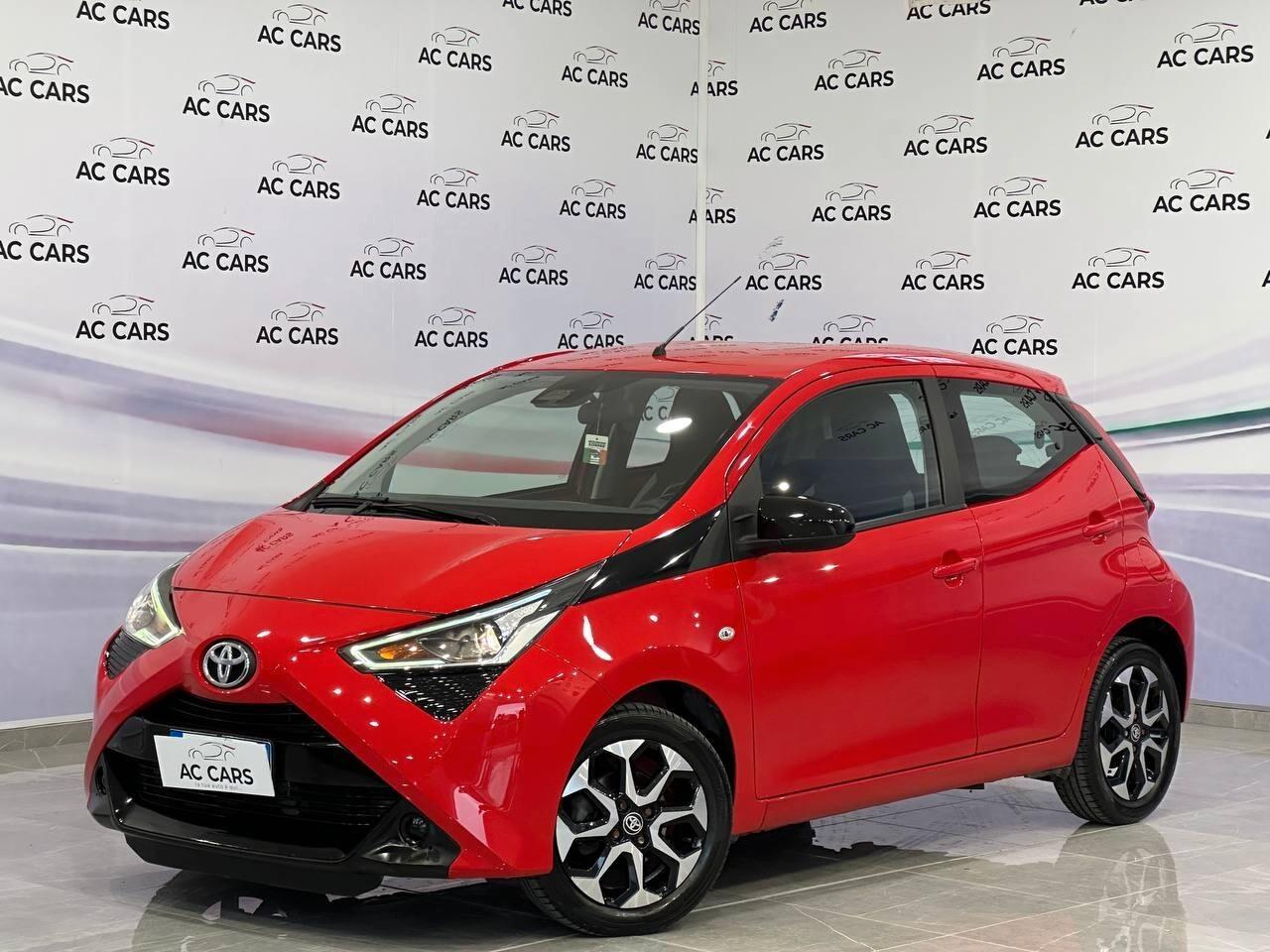 Toyota Aygo Connect 1.0 VVT-i 72 CV 5 porte x-clusiv perfetta