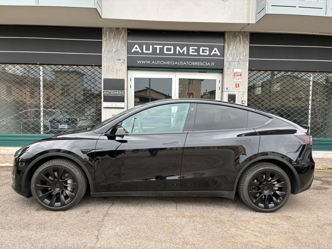 Tesla Model Y Long Range Dual Motor 4WD