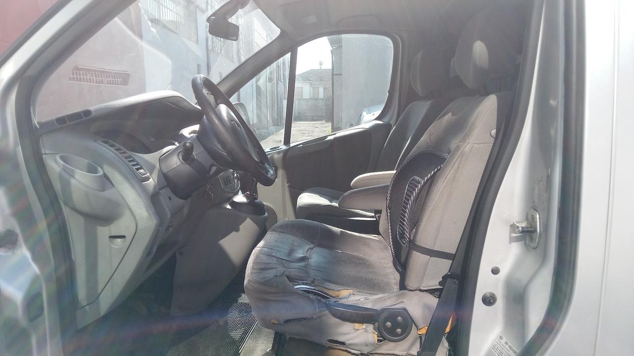 Renault Trafic 2.5 dCi/150 PC-TN Generation DPF 7 Posti