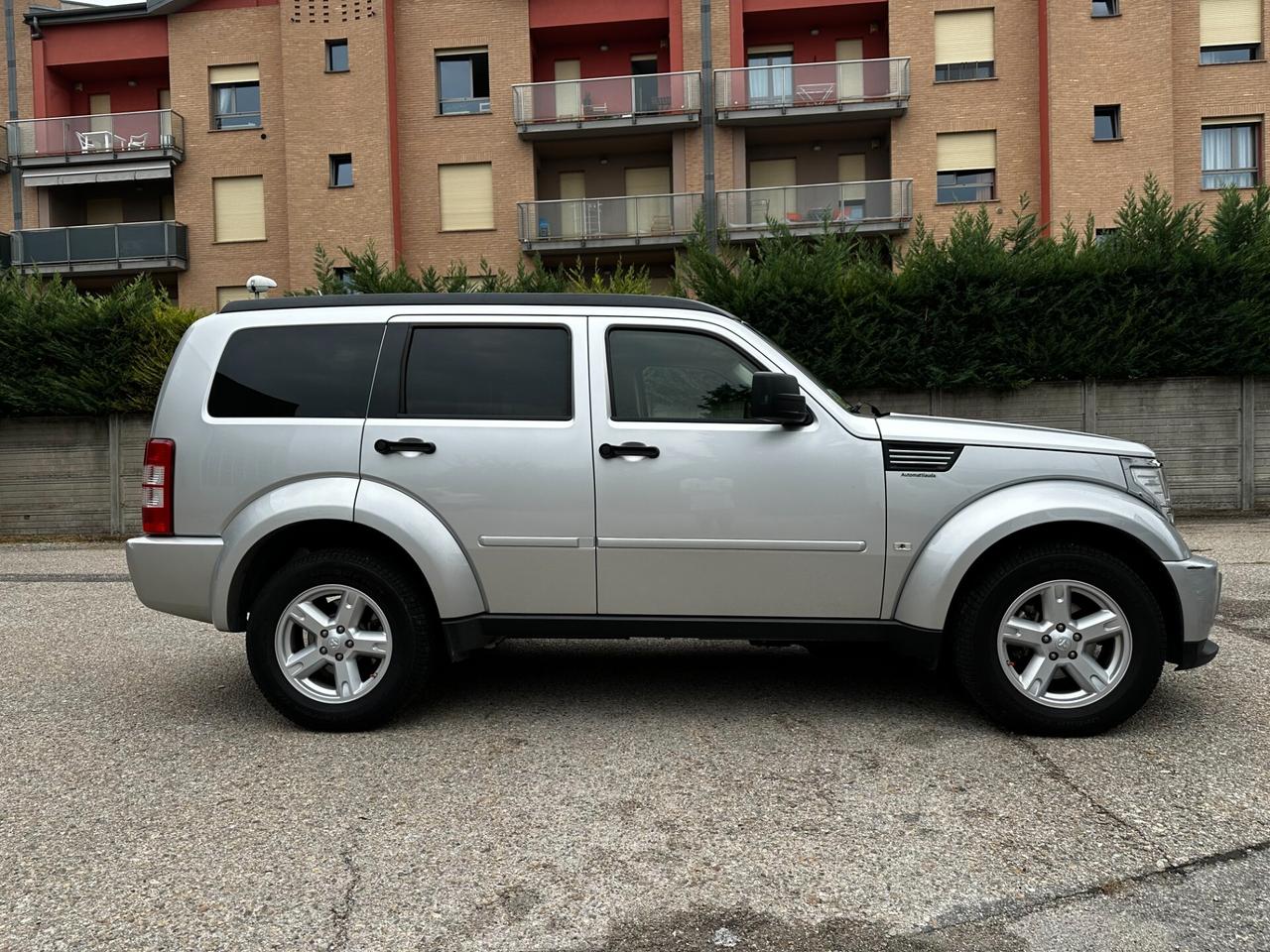 Dodge Nitro 2.8 CRD DPF SXT 4WD
