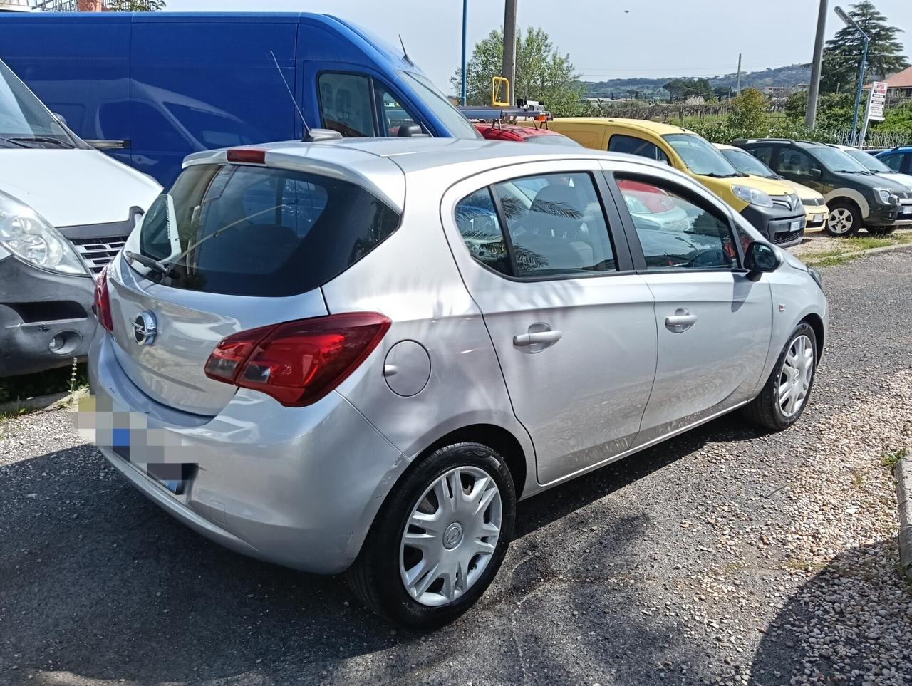 Opel Corsa 1.2 5 porte
