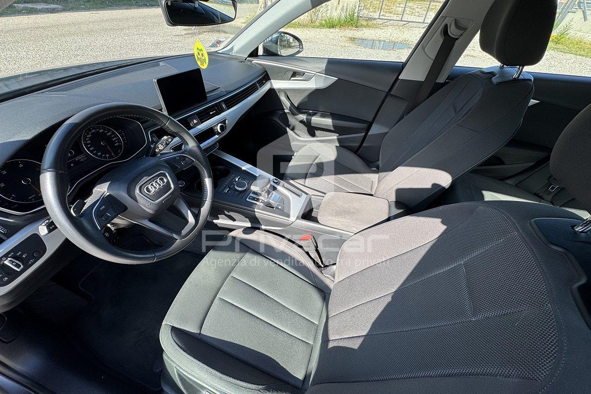 AUDI A4 Avant 2.0 TDI 150 CV S tronic Business Sport
