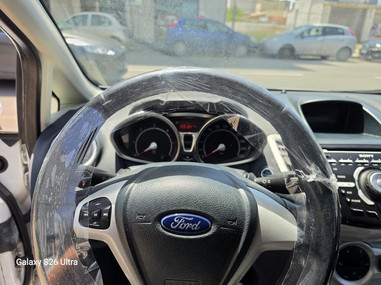 Ford Fiesta 1.4 TDCi DIESEL TITANIUM - ANNO 05/2012 - NEOPATENTATO