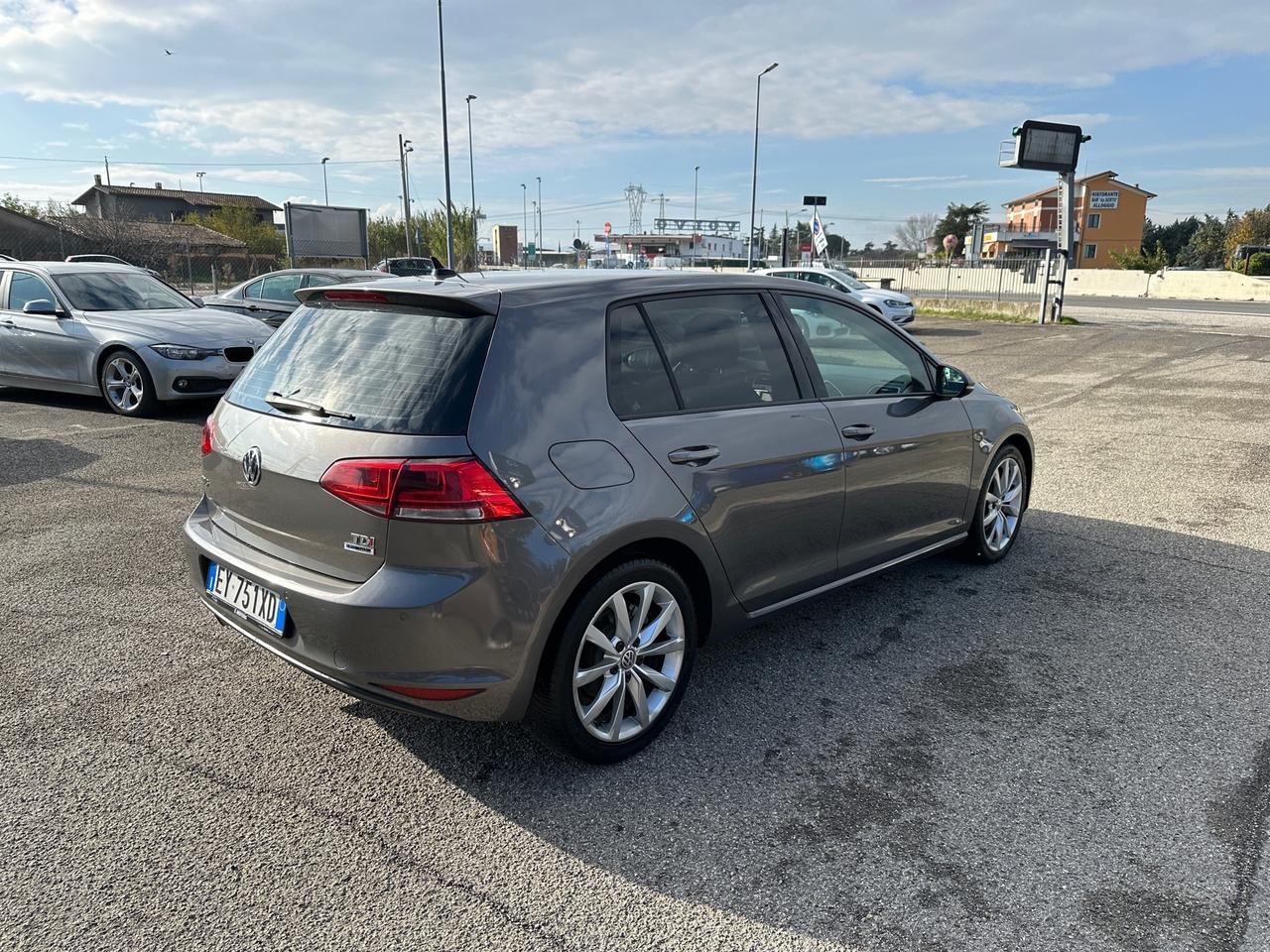 Volkswagen Golf 1.6 TDI 5p. Highline BlueMotion Technology - 2015