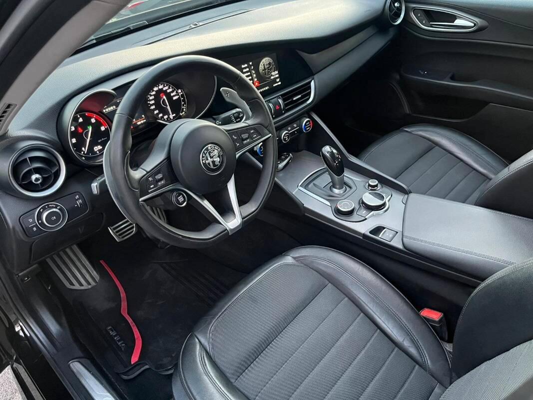 Alfa Romeo Giulia 2.2 t Super 180cv auto
