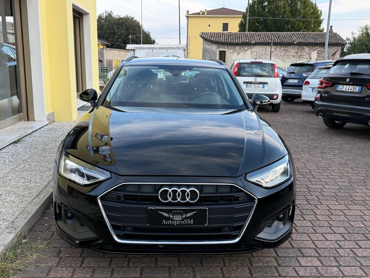 Audi A4 Avant 30 TDI/136 CV S tronic PREZZO REALE