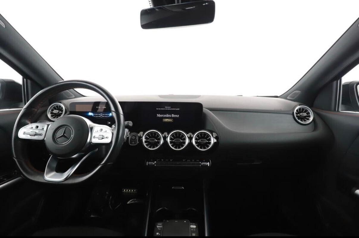 Mercedes-benz GLA 200 d Automatic Premium AMG Night Edition