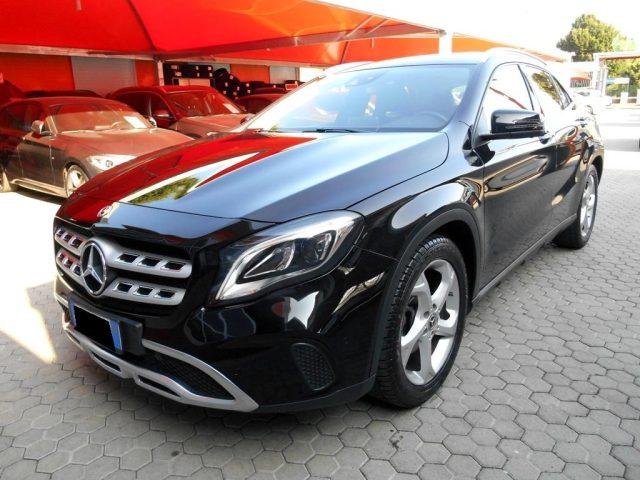 MERCEDES-BENZ GLA 180 Sport+TELECAMERE 360°+NAVIG+SEDILI RISCALDATI