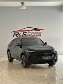 Audi Q5 SPB 40 TDI quattro S tronic Identity Black