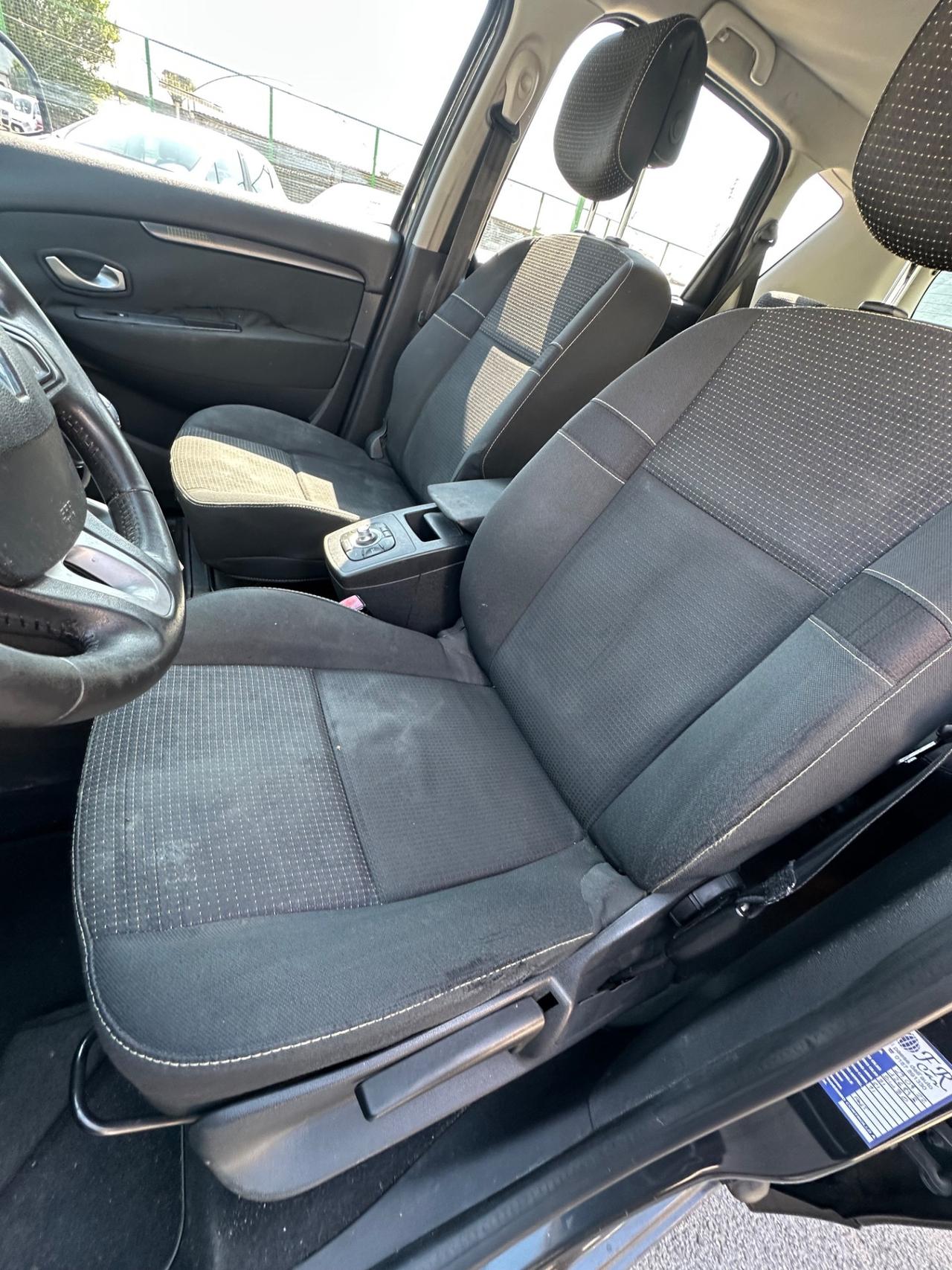 Renault Scenic Scénic X-Mod 1.5 dCi 110CV Luxe
