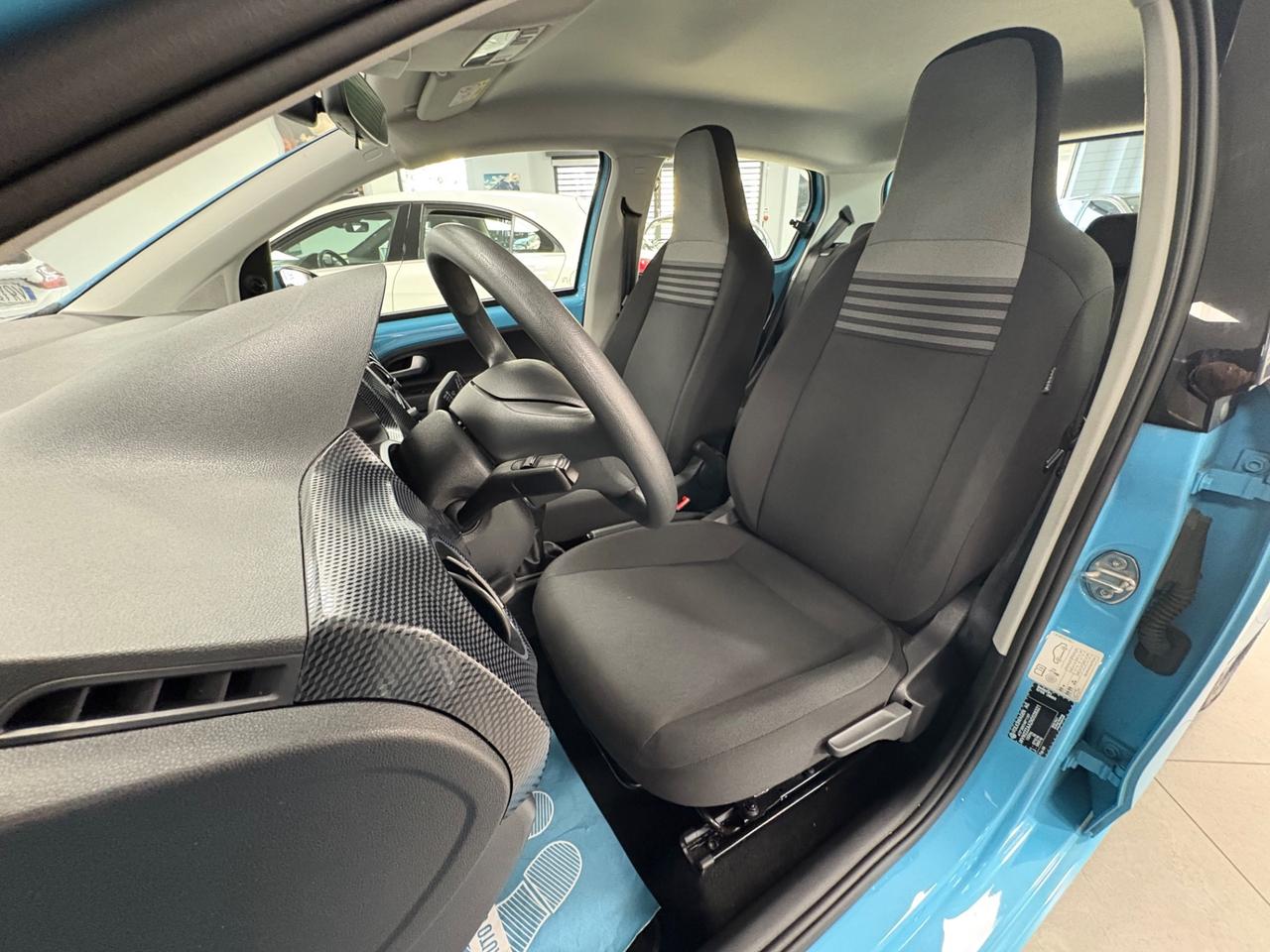 Volkswagen up! 1.0 benzina 65cv 2022 km 80000