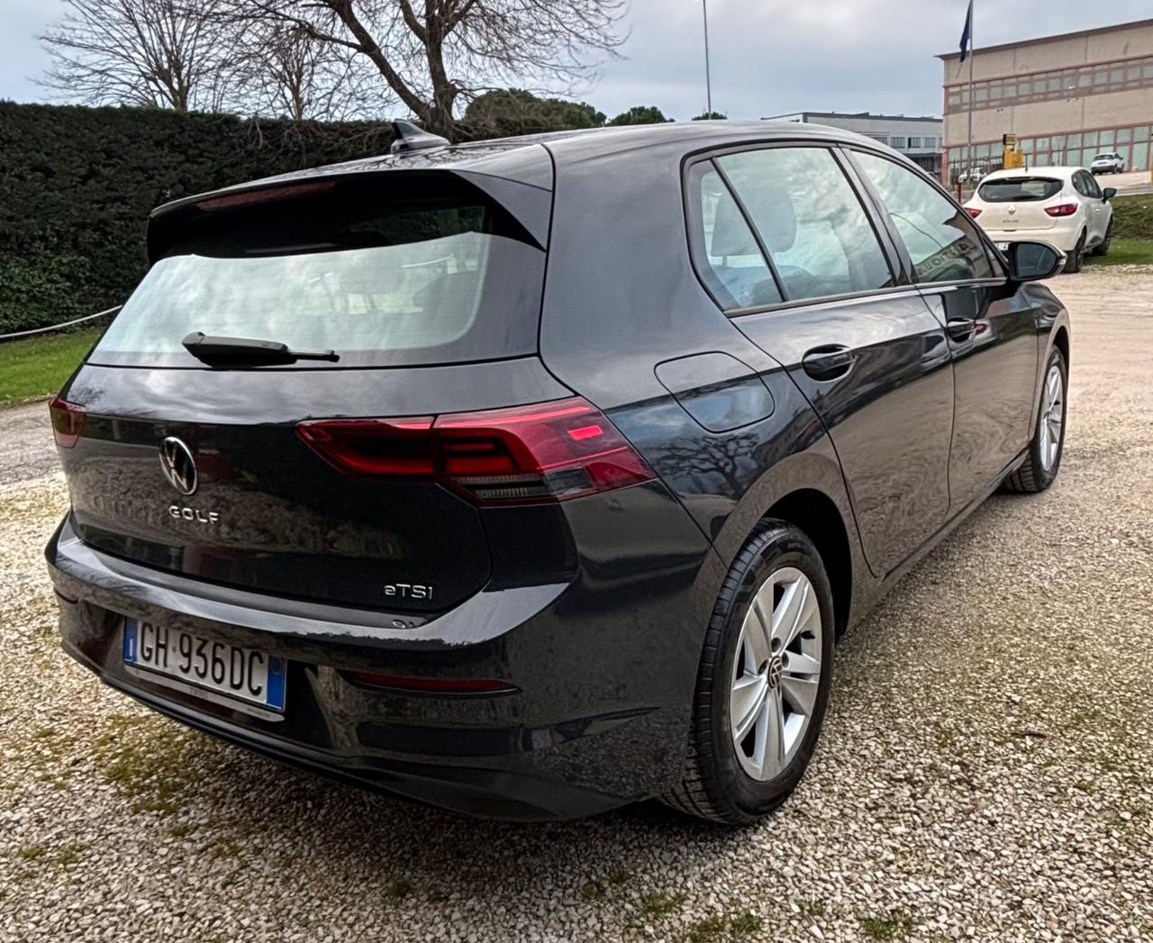 Volkswagen Golf 1.0 eTSI EVO DSG Life