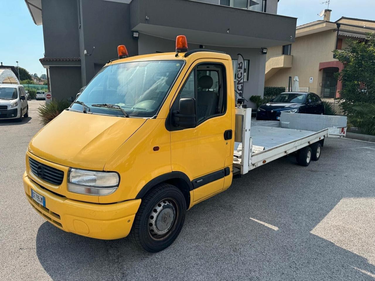 Opel Movano 35 2.5 DTI PL CARROATTREZZI PATENTE B