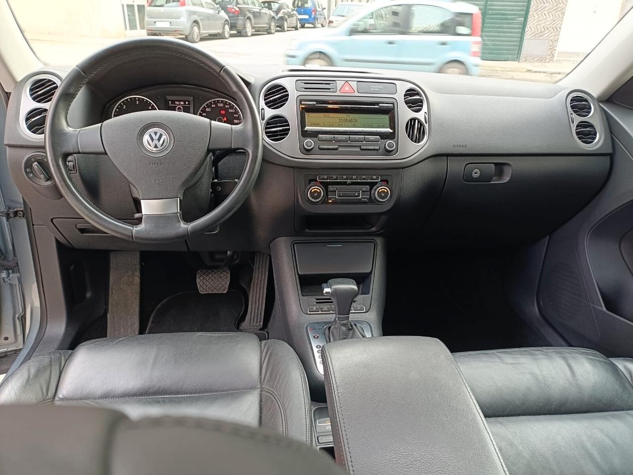 Volkswagen Tiguan 2.0 TDI DPF 4MOTION DSG Sport & Style