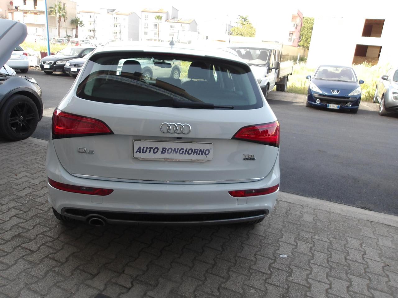 Audi Q5 2.0 TDI DSG QUATTRO