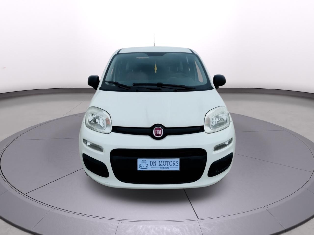 Fiat Panda 1.2 benzina anno 2018 neo patentati