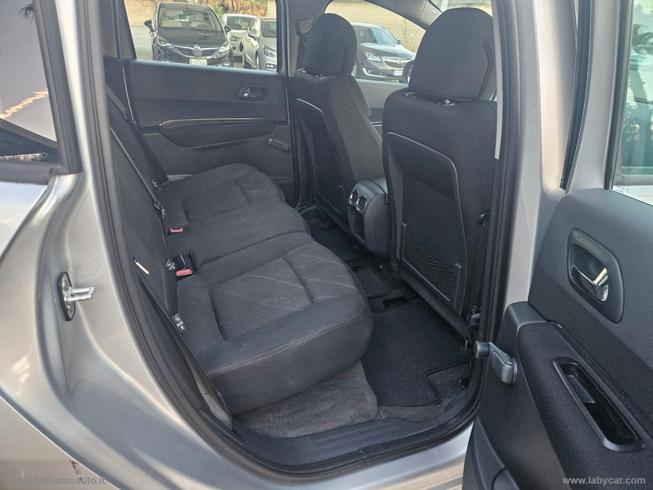 PEUGEOT 3008 1.6 HDi 110 CV Tecno