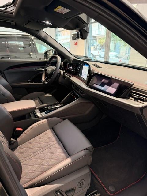 Audi Q5 SportBack TDI 150 kW MHEV+ S tronic quattro S-line Identity Black edition