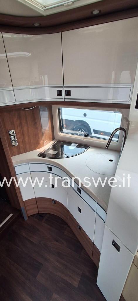 Carthago Chic E-Line I 61 XL LE motorhome letti gemelli