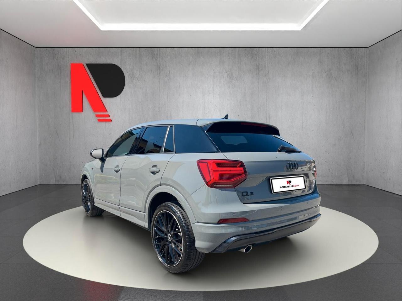 Audi Q2 1.6 TDI Identity Black 115Cv