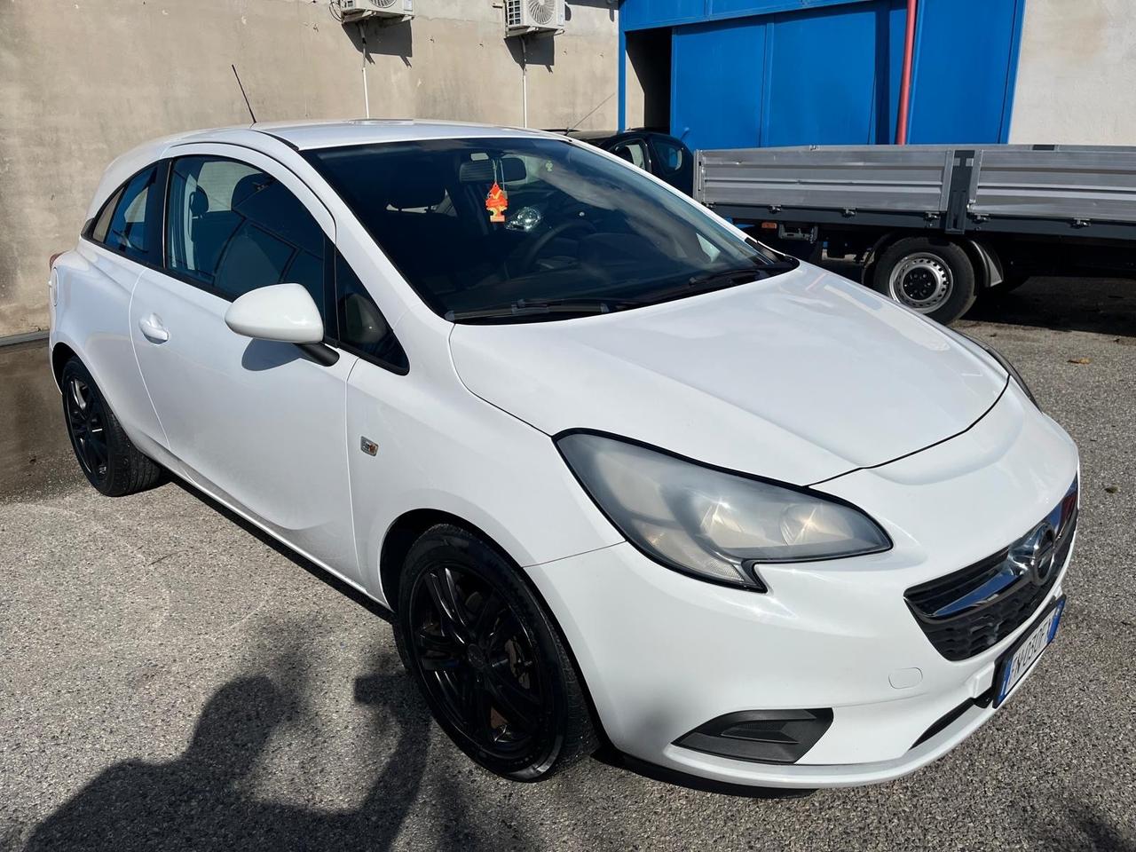 Opel corsa 3P-5 serie - 1.4 gpl 1 full-01/2018