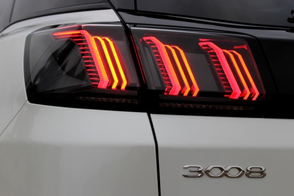 PEUGEOT 3008 1.5 BlueHDi 130 CV EAT8 *LED