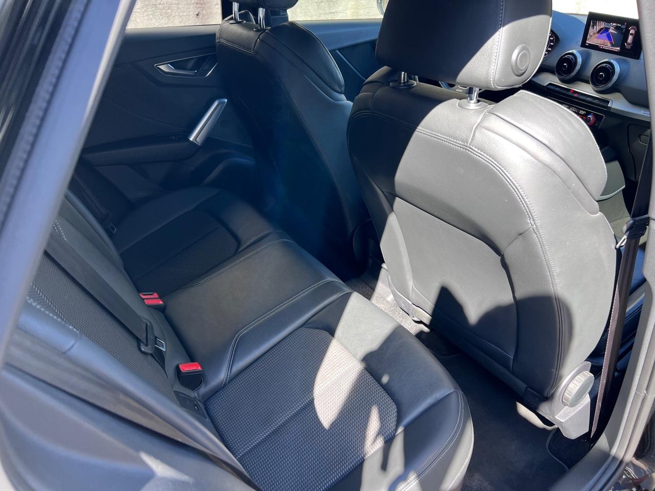 Audi Q2 30 TDI S line Edition Blockshaft