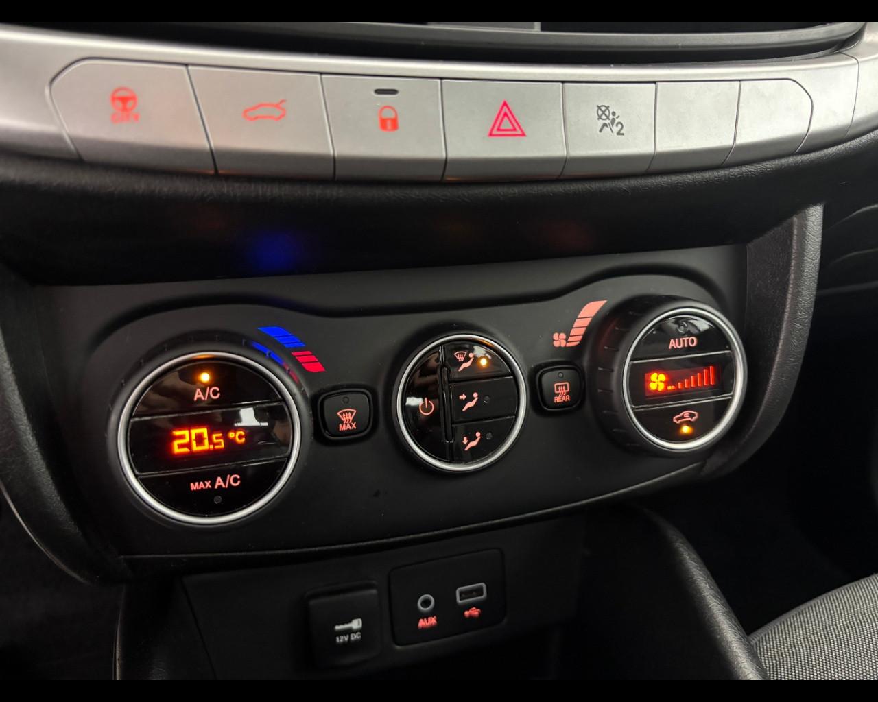 FIAT Tipo 4p 1.6 mjt Lounge 120cv