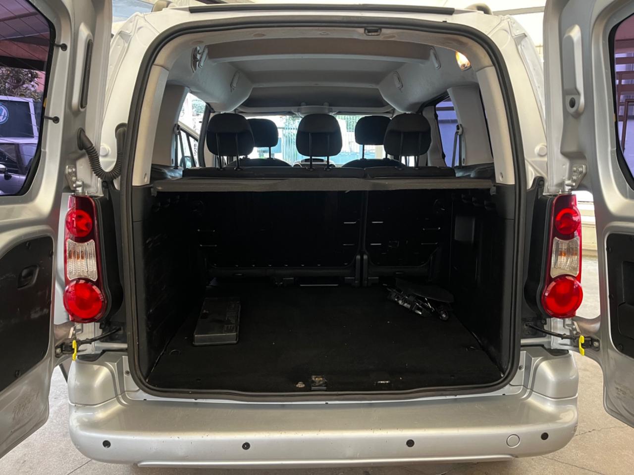 Peugeot Partner 1.6 HDi 115CV Autocarro 5 Posti