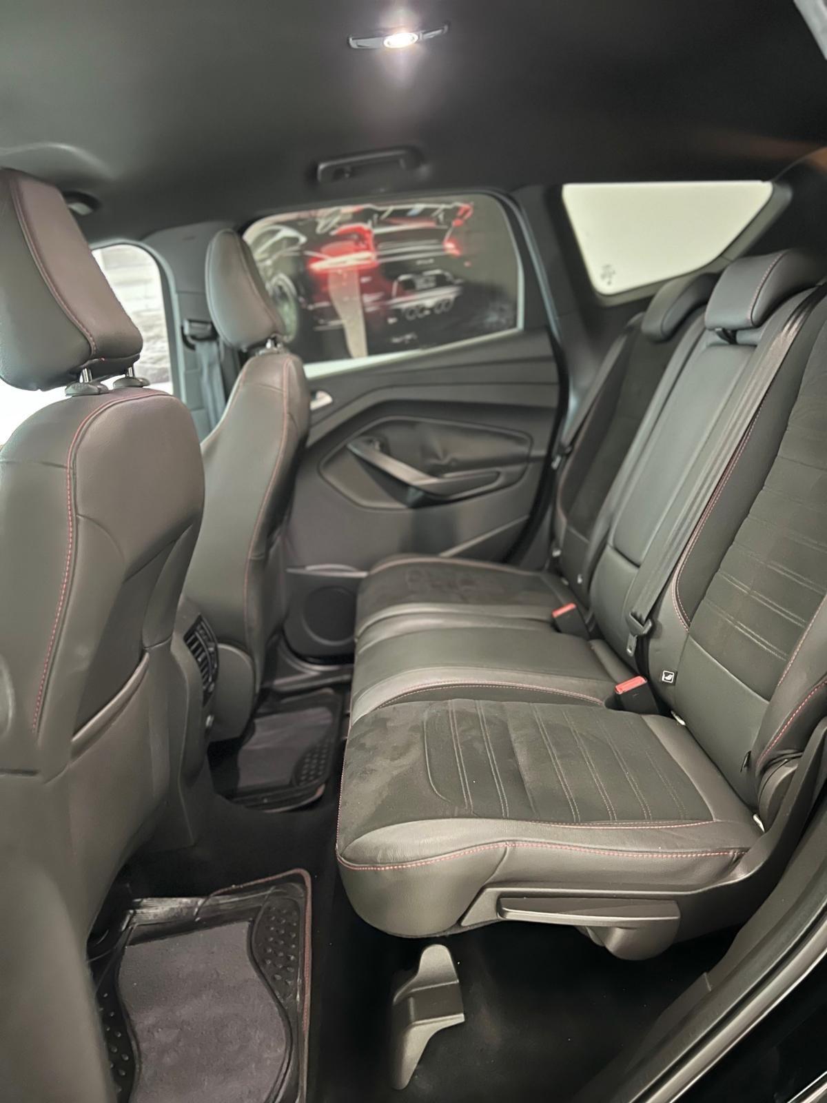 Ford Kuga 2.0 TDCI 150 CV ST-Line