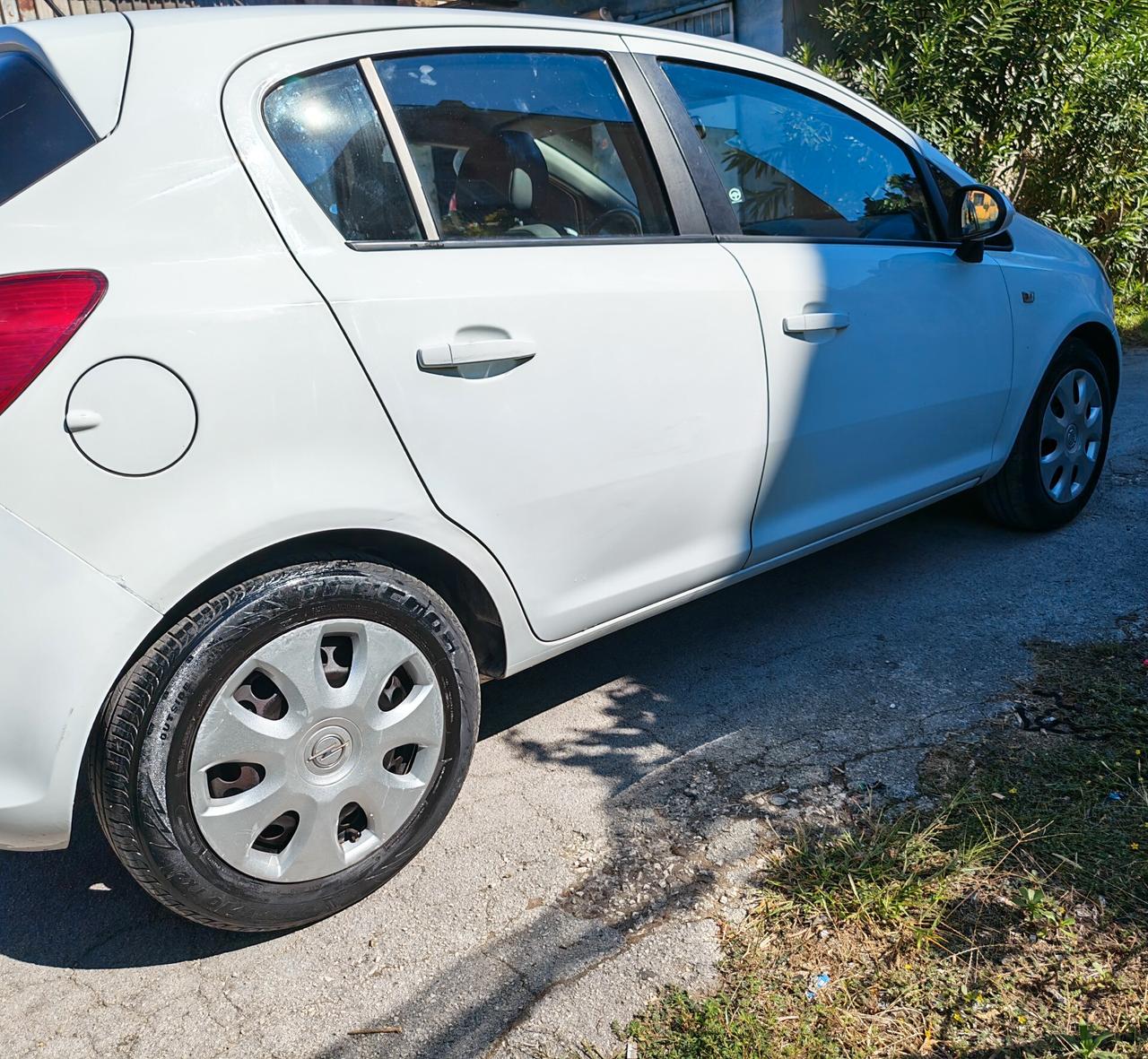 OPEL CORSA CON CATENA DISTRIBUZIONE 2013