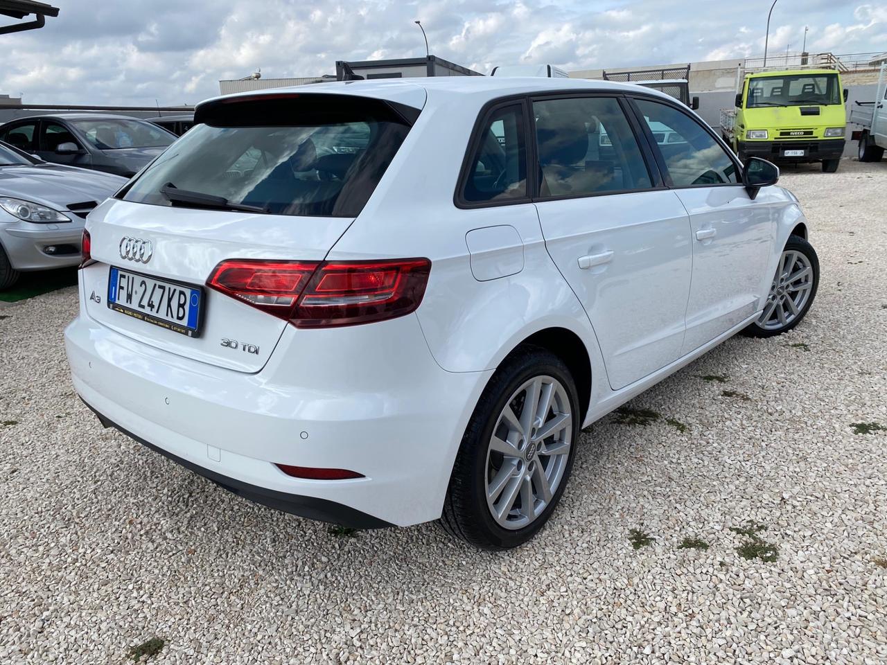 Audi A3 SPB 30 TDI S tronic Business IVA ESPOSTA