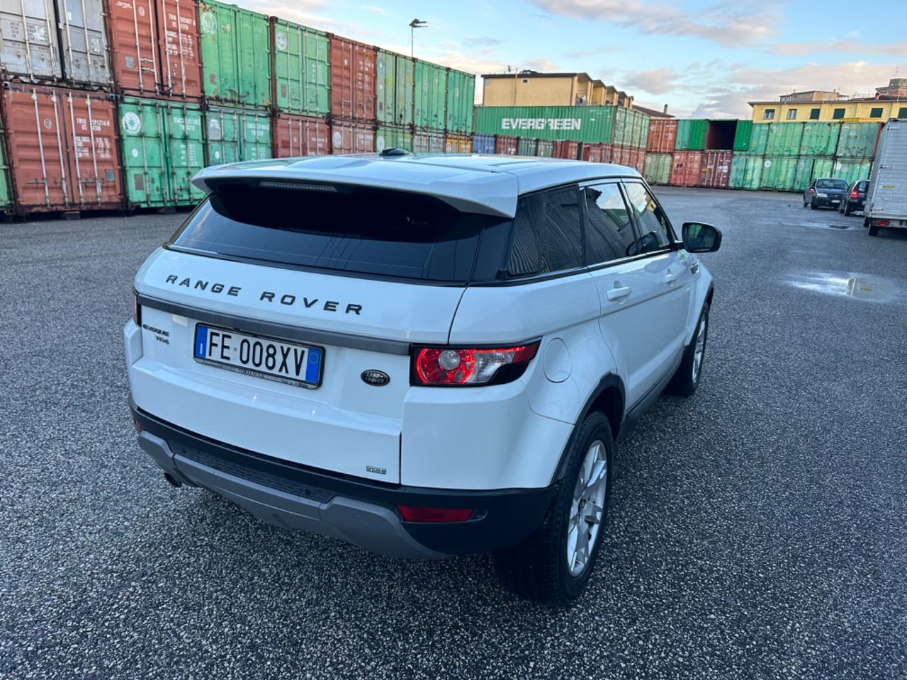 Land Rover Range Rover Evoque 2.2 TD4 5p. Pure