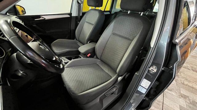 VOLKSWAGEN Tiguan 2.0 TDI 150 CV SCR DSG Life 4 motion