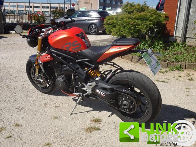 TRIUMPH Speed Triple 1200 RS