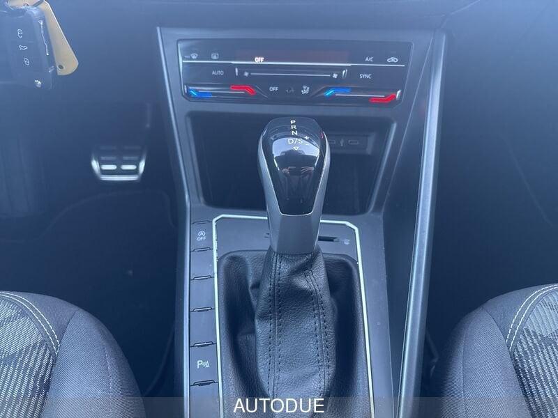 Volkswagen Polo VI 2022 1.0 tsi R-Line 95cv dsg