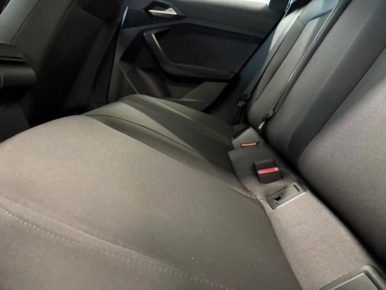 Audi A1 SPB ADMIRED 30 1.0 TFSI S tronic 34000 KM