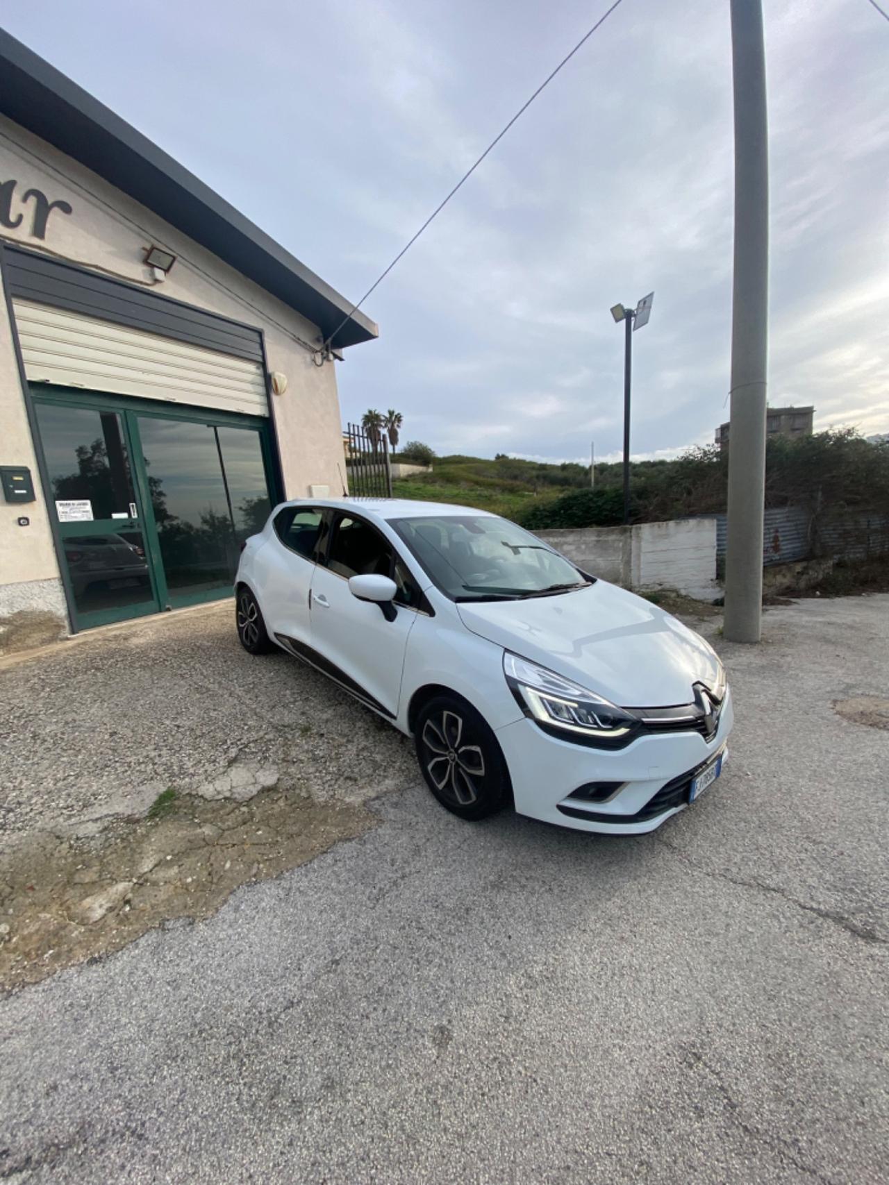 Renault Clio dCi 8V 90CV EDC Start&Stop 5 porte Energy Intens