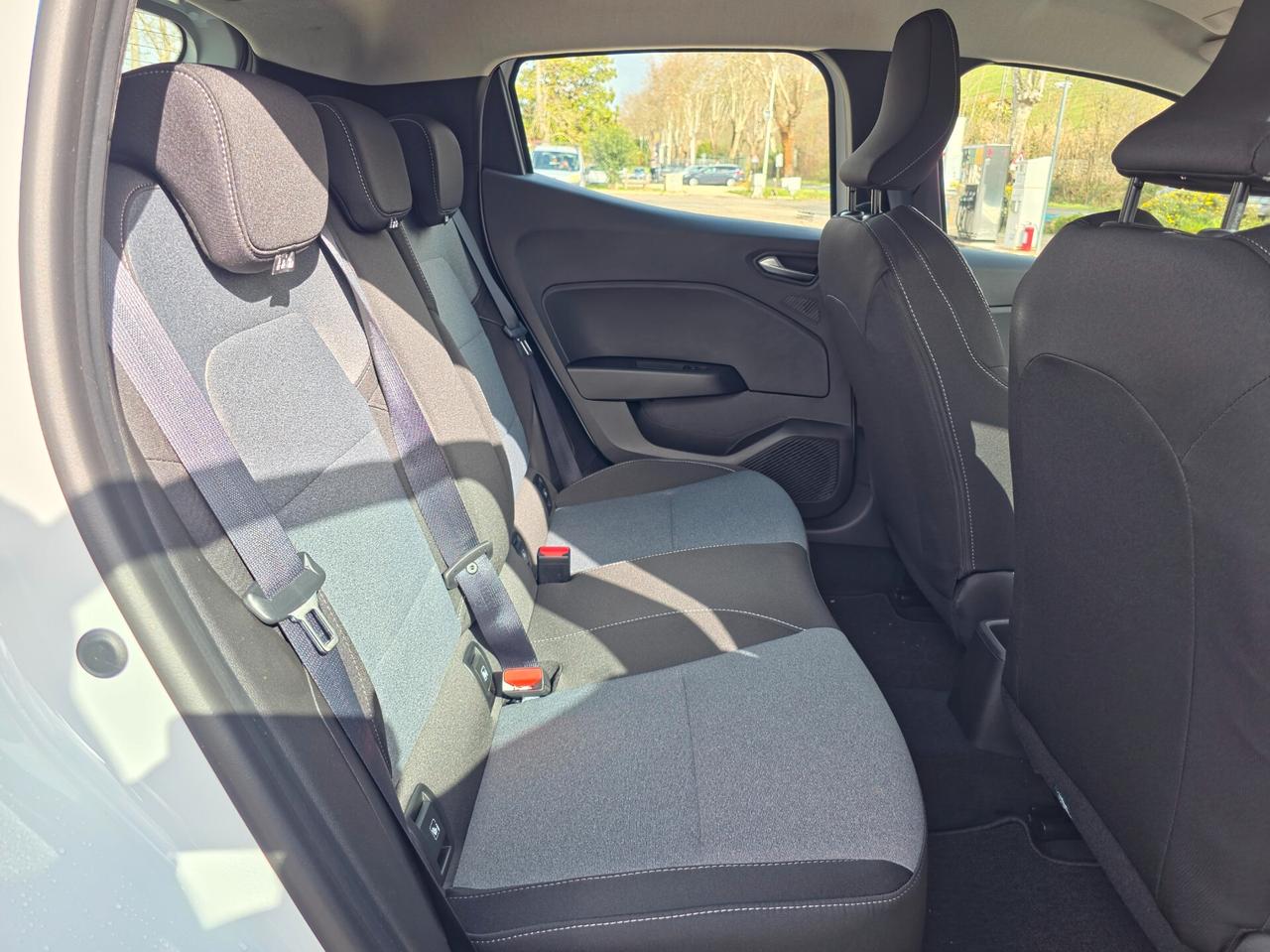 Renault Clio TCe 90 CV 5 porte Esprit Alpine 2024-E6E Manuale NEO