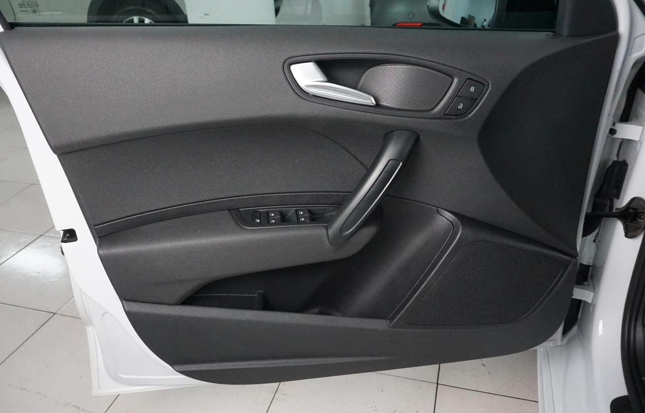 Audi A1 SPB 1.6 TDI S tronic S line edition