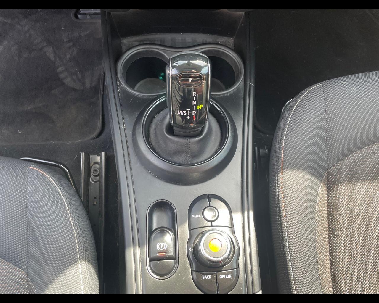 MINI Mini Countrym.(F60) - Mini 1.5 Cooper Classic Countryman