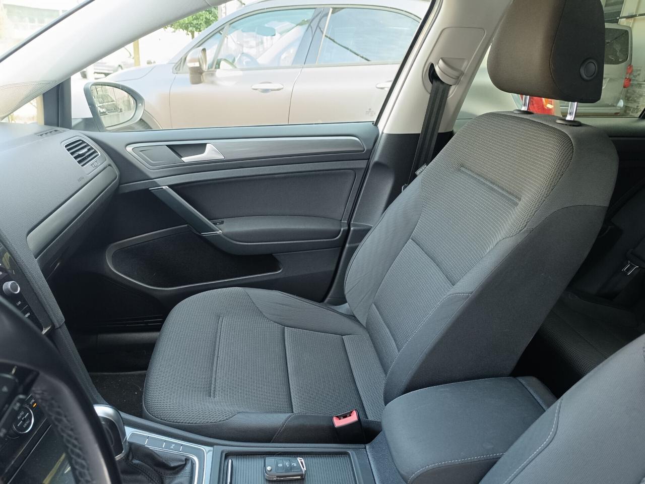 Volkswagen Golf 1.5 TSI DSG R-LINE Sport 150 CV