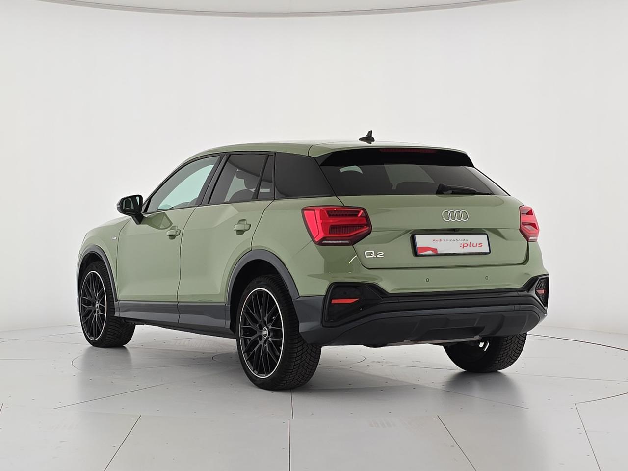 Audi Q2 35 2.0 tdi identity black s-tronic