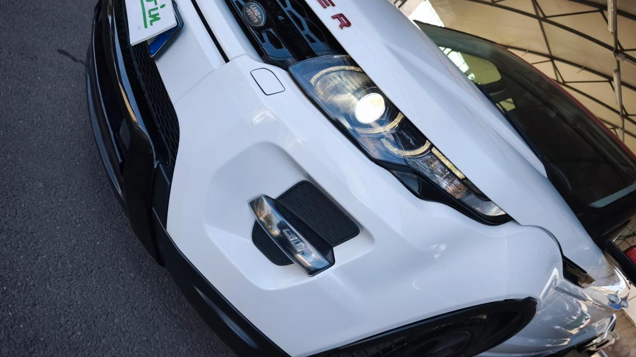 Land Rover Range Evoque 2.2 TD4 5p. Dynamic