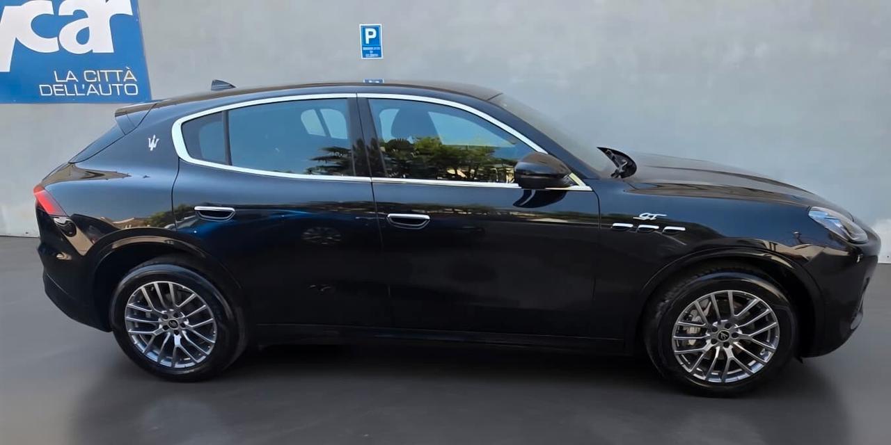Maserati Grecale MHEV 300 CV AWD GT