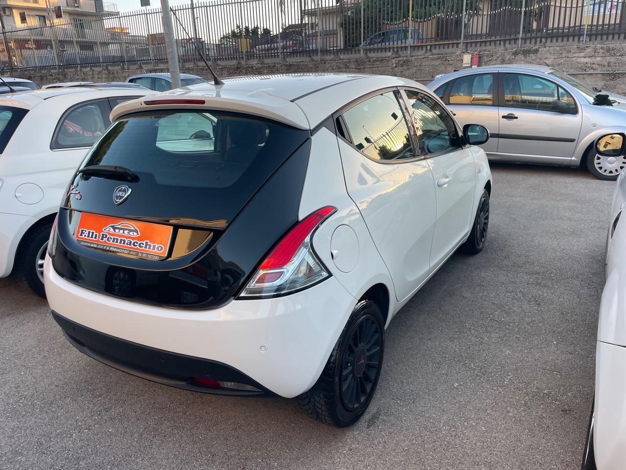 LANCIA YPSILON 1.3 DIESEL 95 (CV) 2013