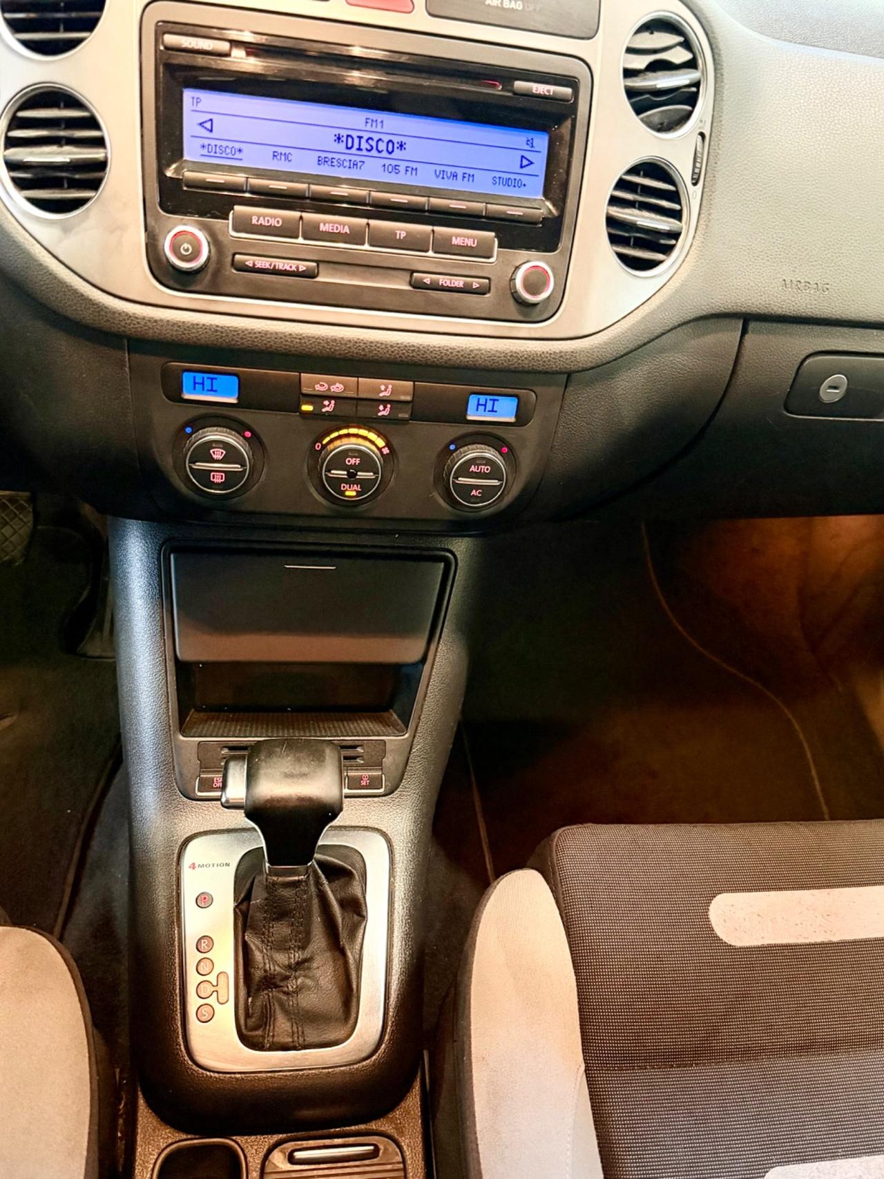 Volkswagen Tiguan 2.0 16V TDI DPF tiptronic Sport & Style (18°)