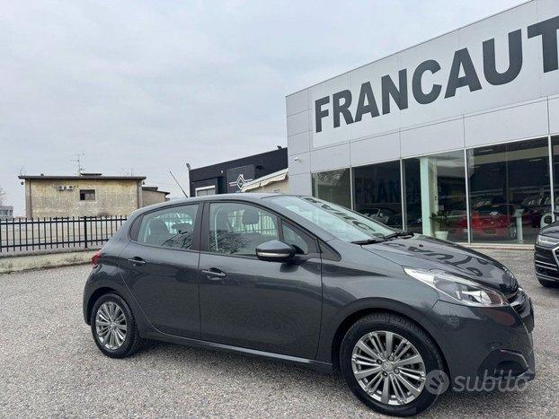 PEUGEOT 208 82 5 porte Allure