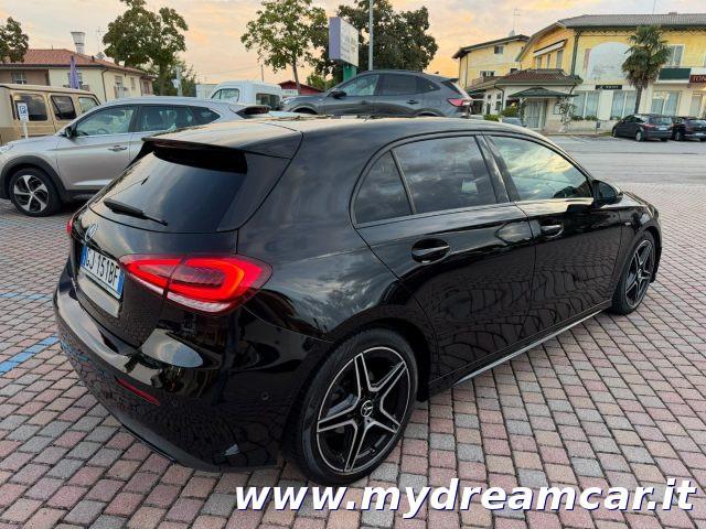 MERCEDES-BENZ A 180 d Automatic Premium Night Edition LUCI AMBIENTE